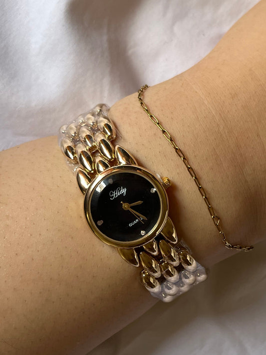 Vintage black round dial Watch