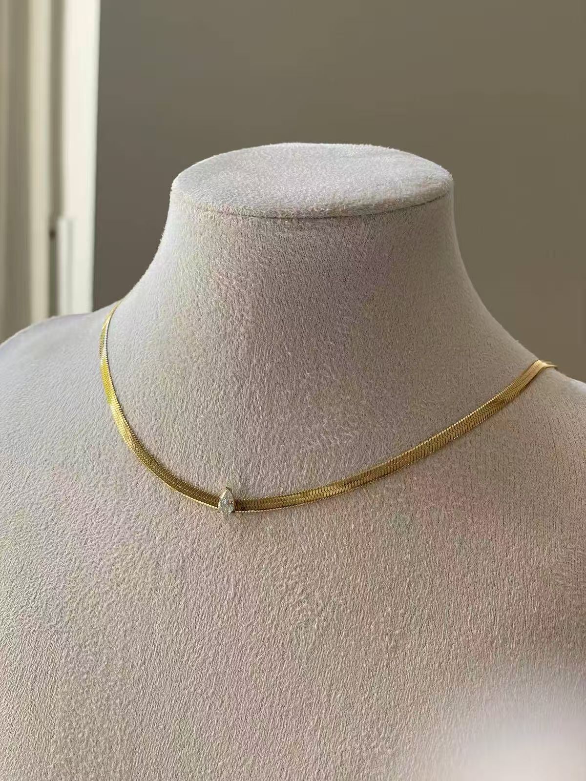 pearl snake chain Necklace