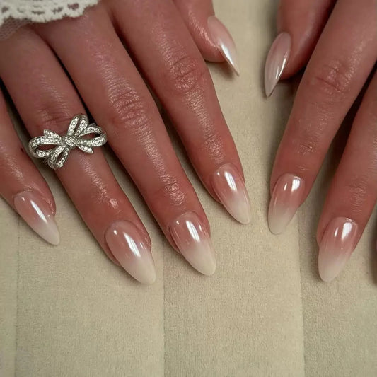 Hailey Bieber Glazed Chrome 24 Press-On Nails