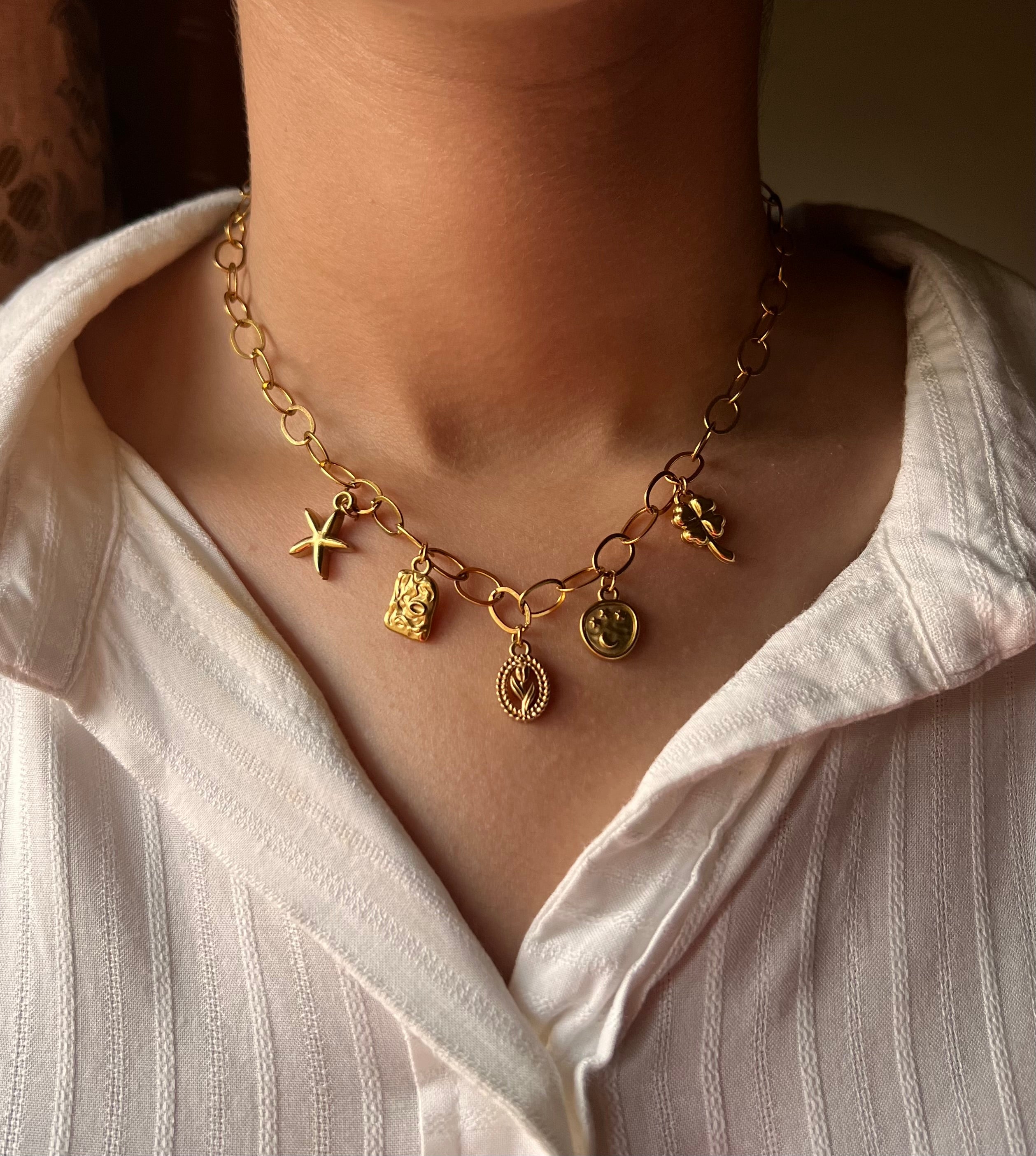 Flower girl charms necklace