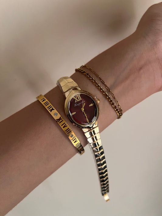 Oval shaped snake strap Watch