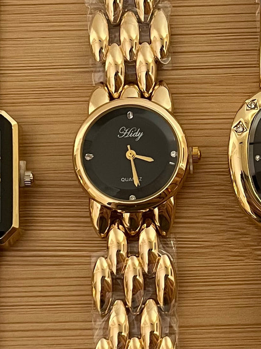 Vintage black round dial Watch