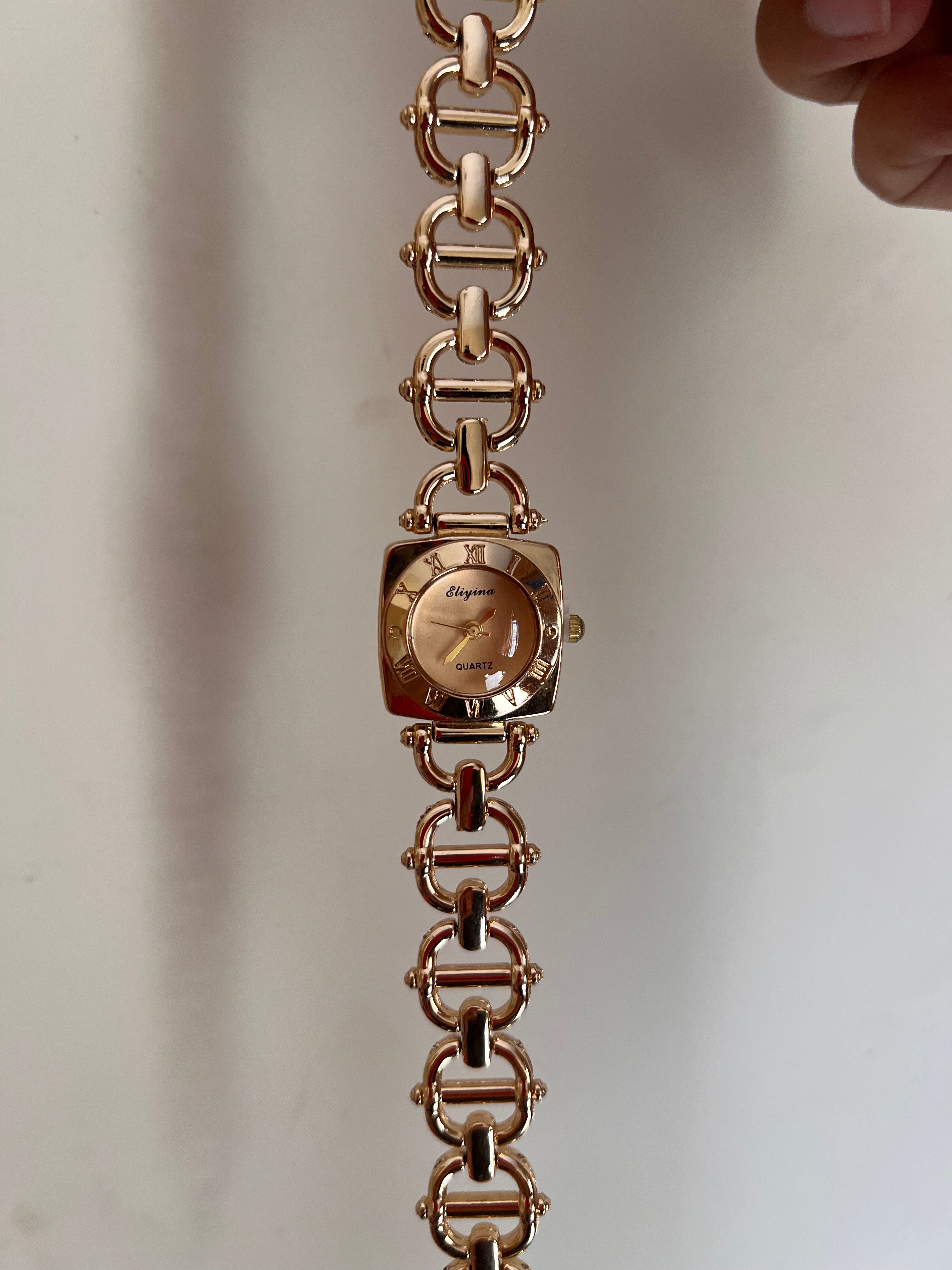 Vintage roman dial watch