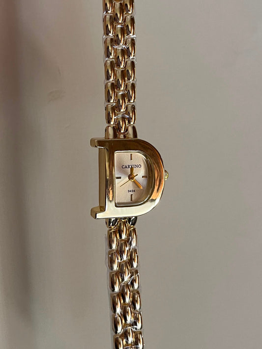 D shaped Vintage style Watch