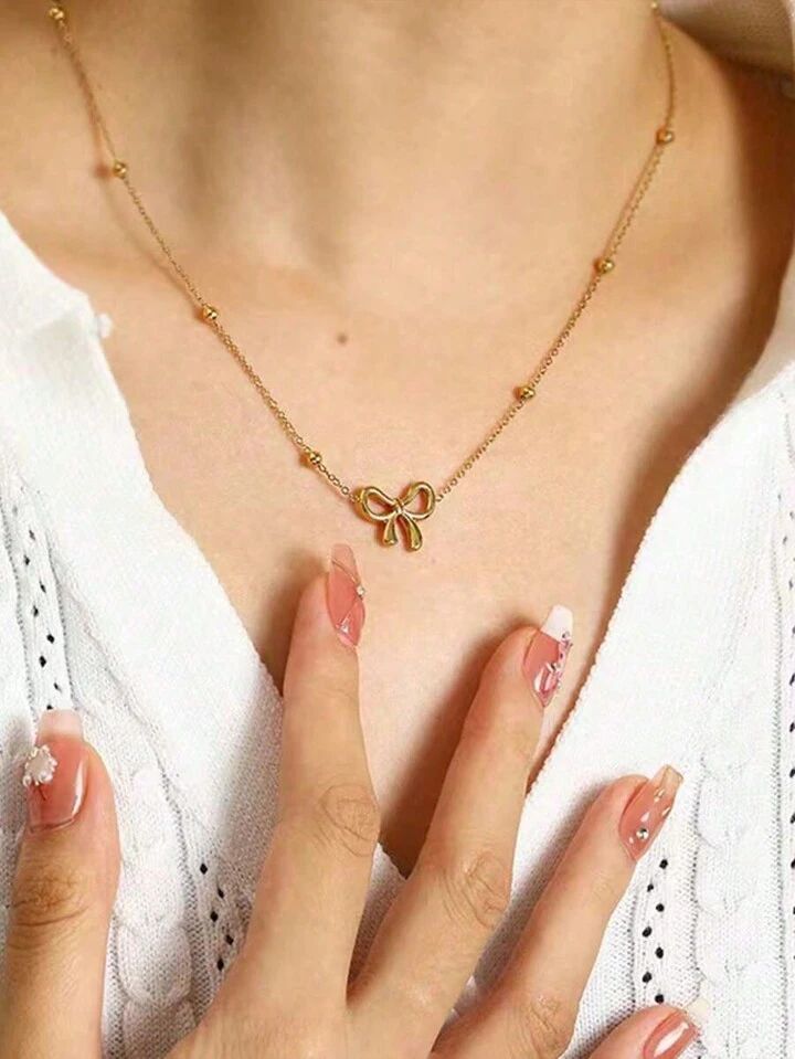18k gold plated and waterproof,  made in stainless steel