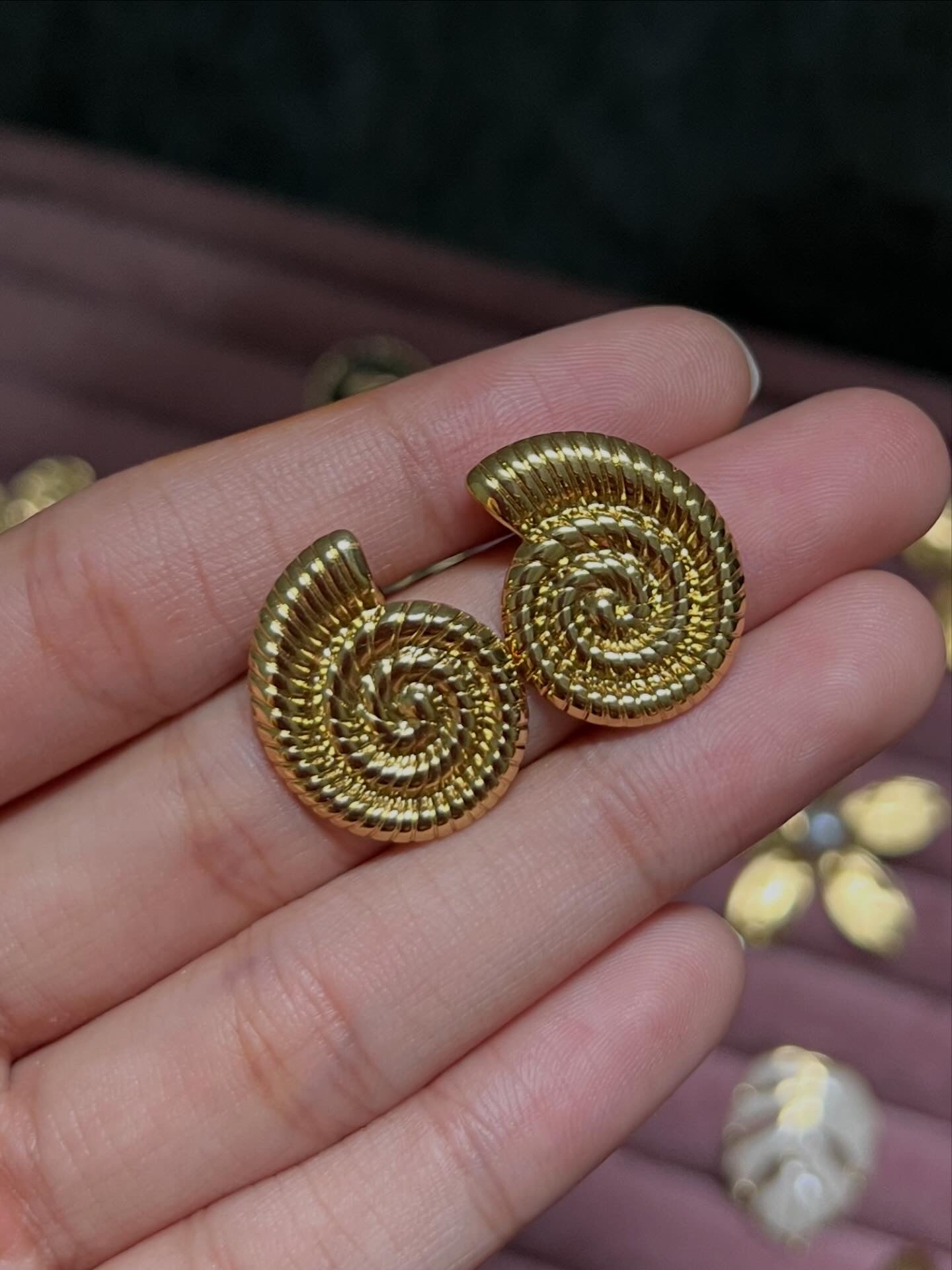 Shell earrings