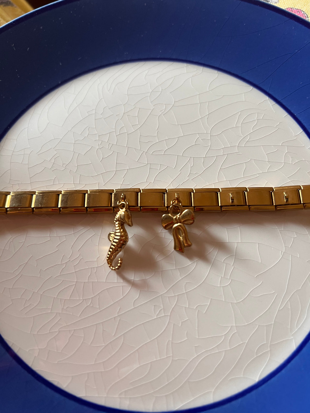 Sea horse/bow Italian bracelet
