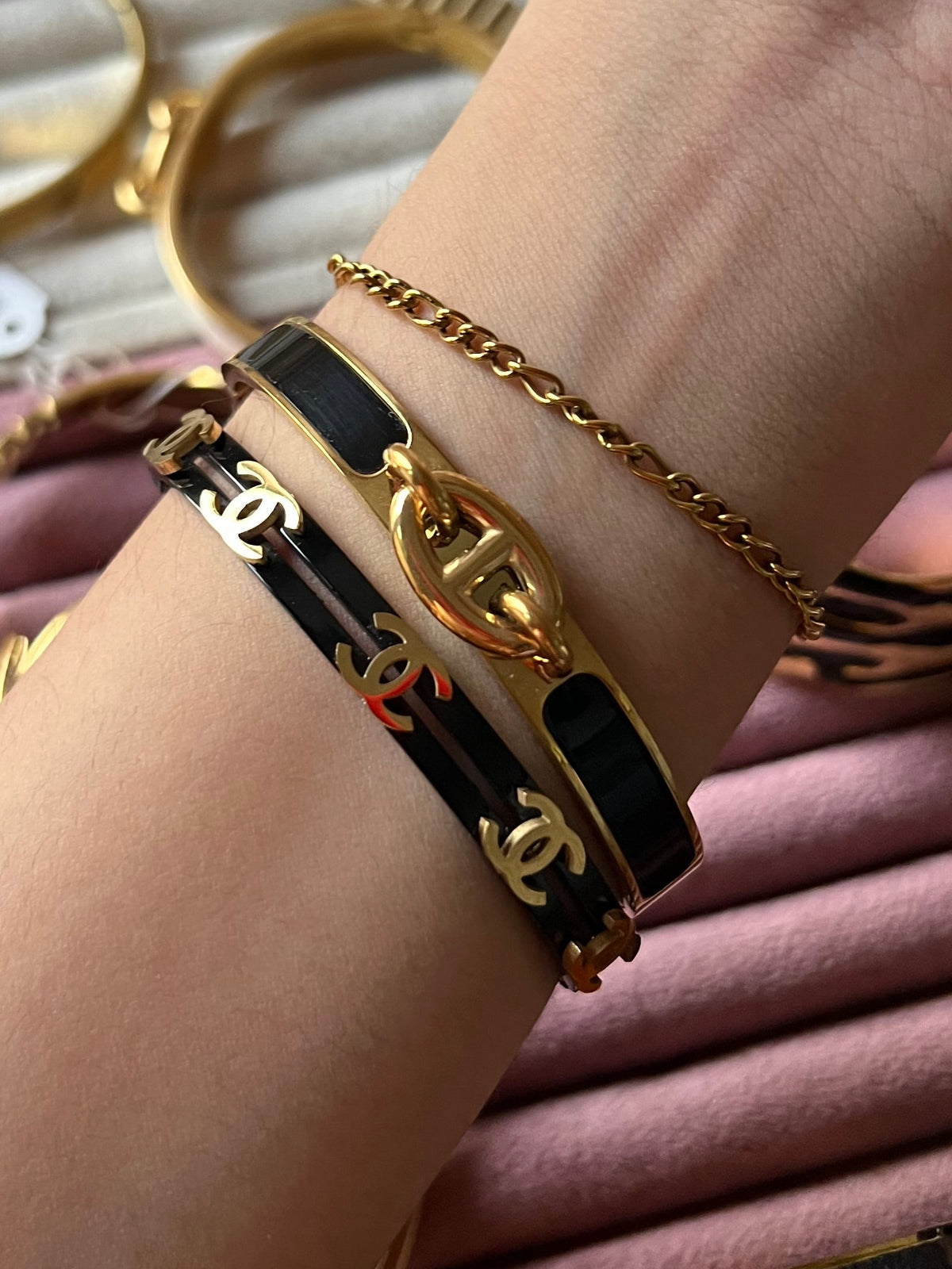C black handcuff