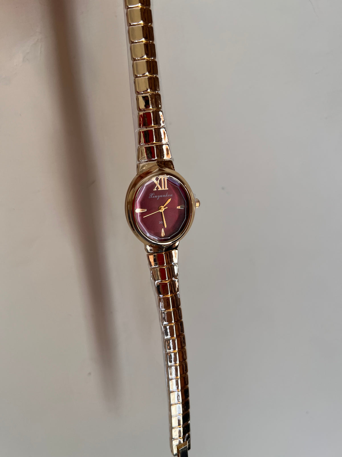 Oval shaped snake strap Watch
