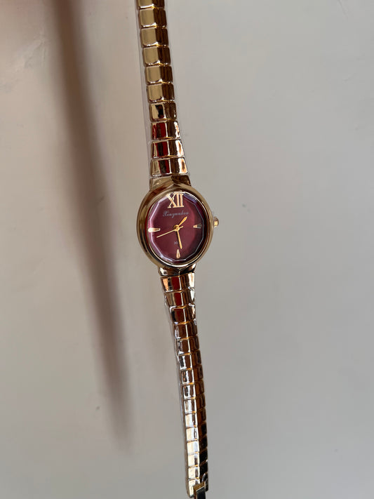 Oval shaped snake strap Watch