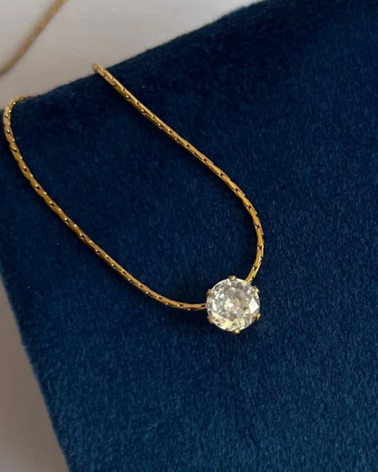 Solitaire Necklace for Women – 18K Gold Plated Stainless Steel Waterproof Tarnish Free Brilliant Stone Chain Necklace
