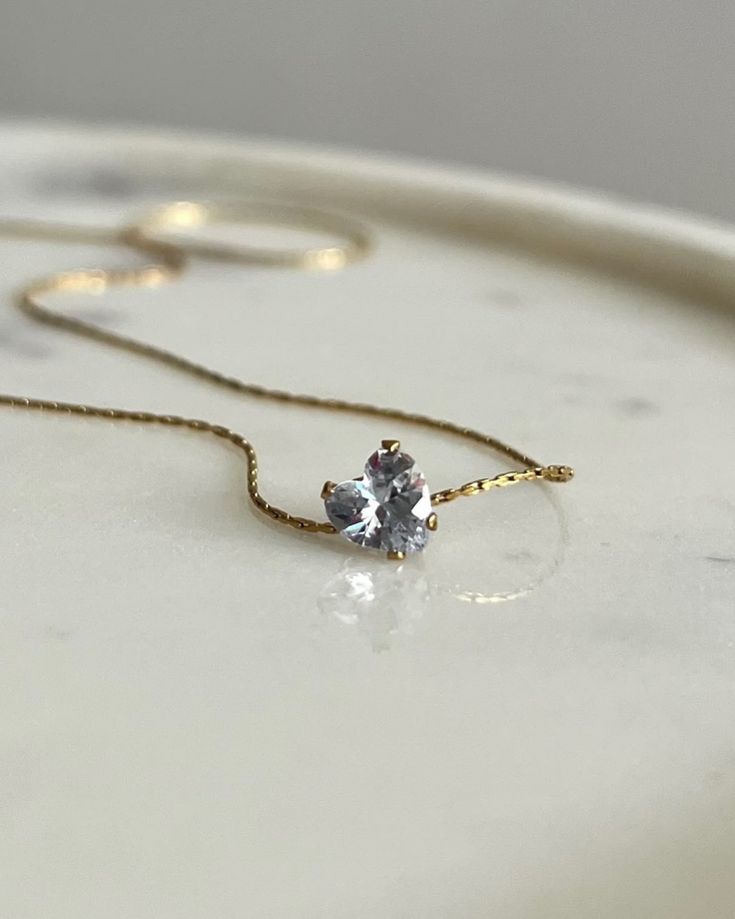 Gold Plated Floral Jewelry Necklace – Continuous Stone Shine Elegant Evening Wear Stainless Steel Luxury Pendant