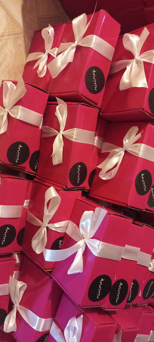 Eid Gift Box for Women – Luxury Jewelry & Self Care Hamper with Bangles, Jhumka, Chocolate & Accessories